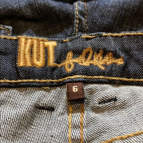 Kut From the Kloth Farah Baby Bootcut Jeans 6 - Picture 15 of 16